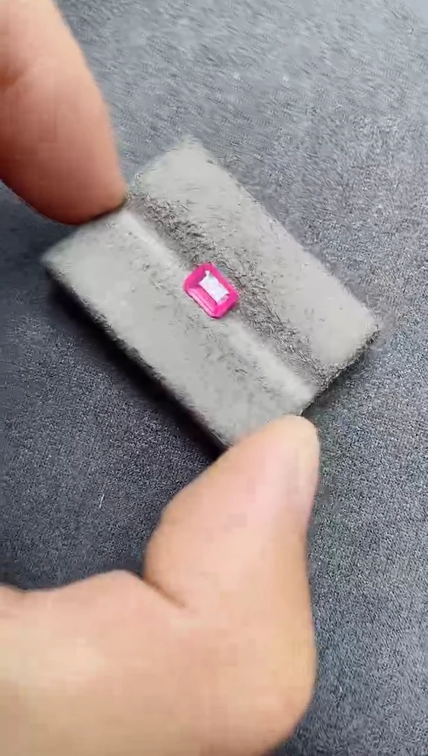 裸石尖晶石马亨盖1.03ct