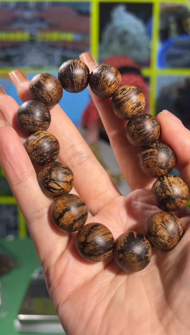 【闪购商品】沉香手串40号1.6+34克海南白棋多样性发一