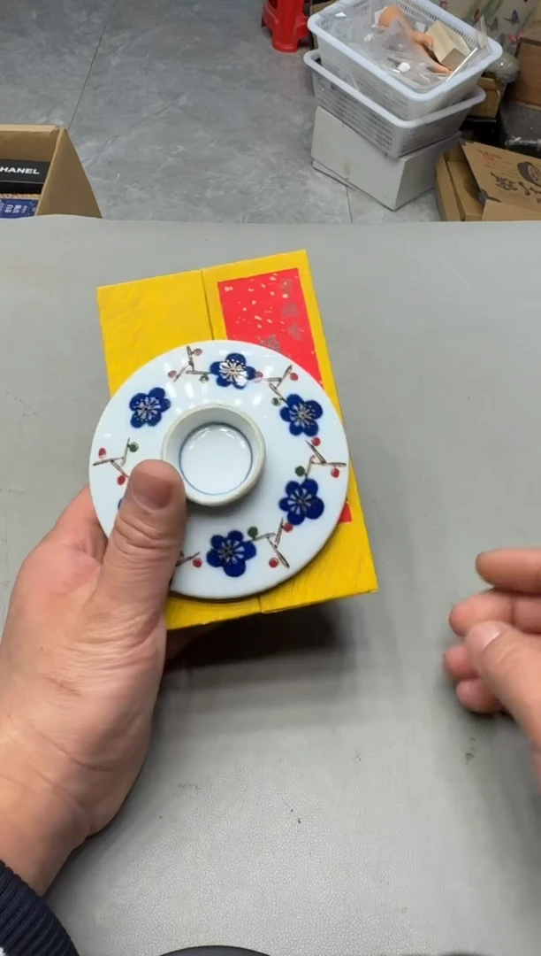 瓷器革****力闪购商品 如图 中古品 默认微瑕