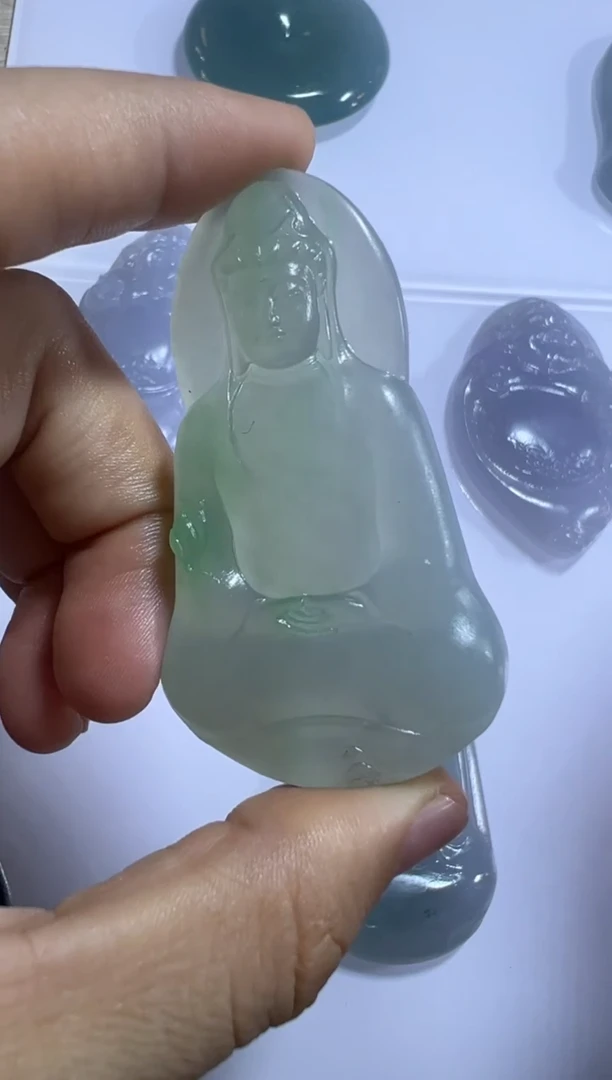 未镶嵌定制翡翠素衣