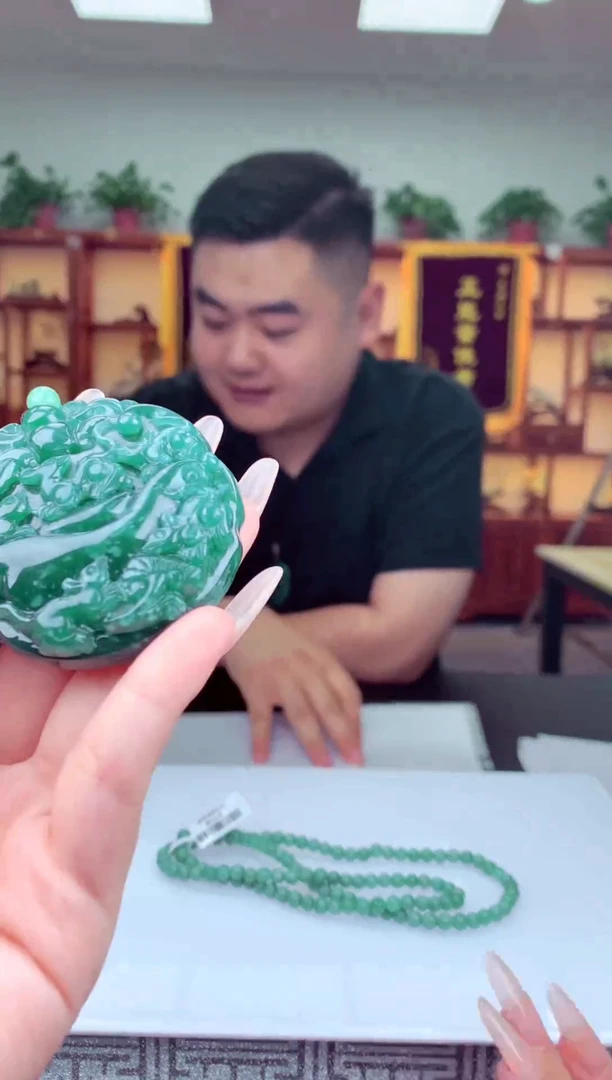 定制翡翠未镶嵌天然翡翠（拍一发一）
