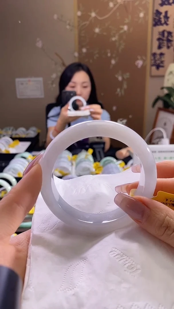未镶嵌手镯翡翠58.7圈口t