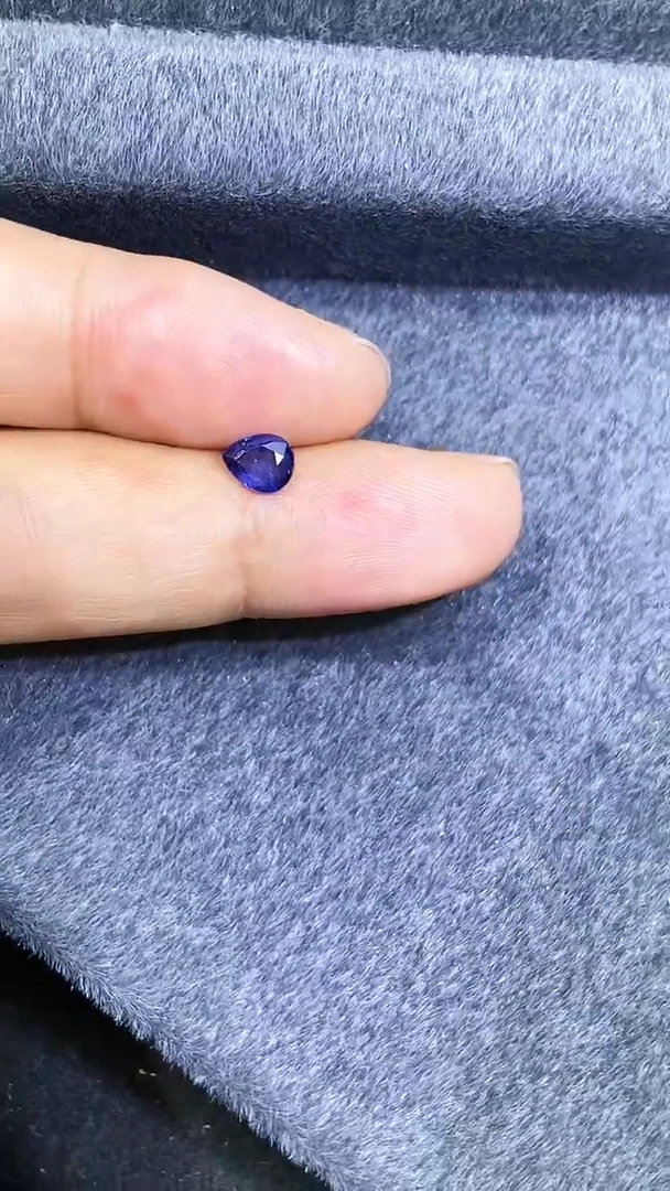 【闪购商品】定制蓝宝石定制未镶嵌天然0.61克拉皇家蓝