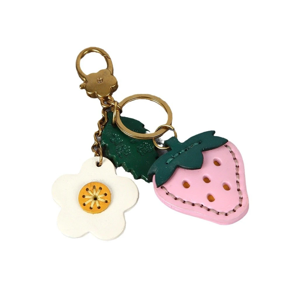 手工真皮草莓风格包包挂件