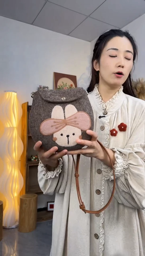 羊毛非遗纯手工包  蛋蛋包蝴蝶结兔子