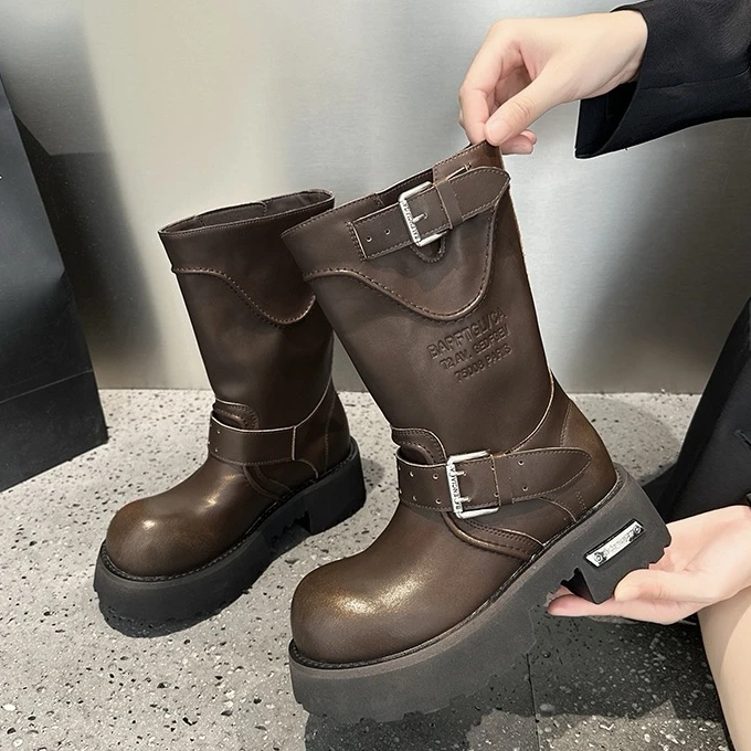 牛皮版~英伦风厚底马丁靴女机车骑士靴毒液皮带扣大头中筒西部靴