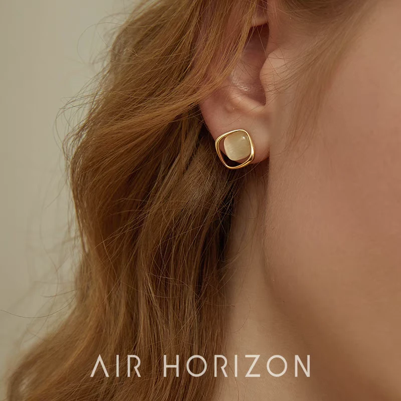 铜合金耳饰 0156日韩女猫眼石耳钉原创设计耳饰小众优雅百搭精致