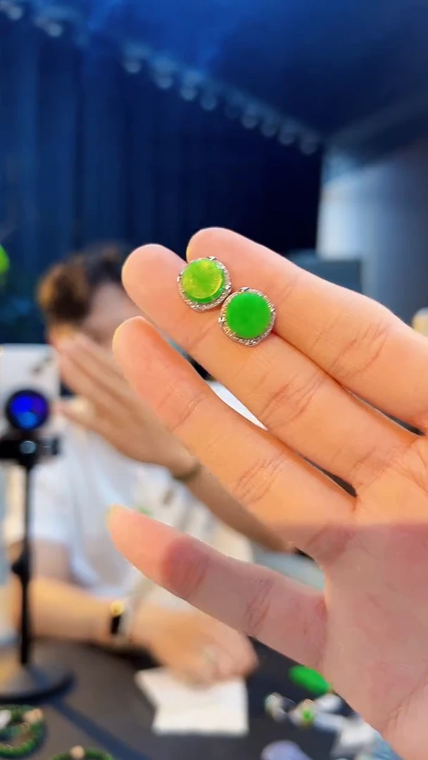 翡翠18K金镶嵌耳饰缅料A货/支持复检/一对