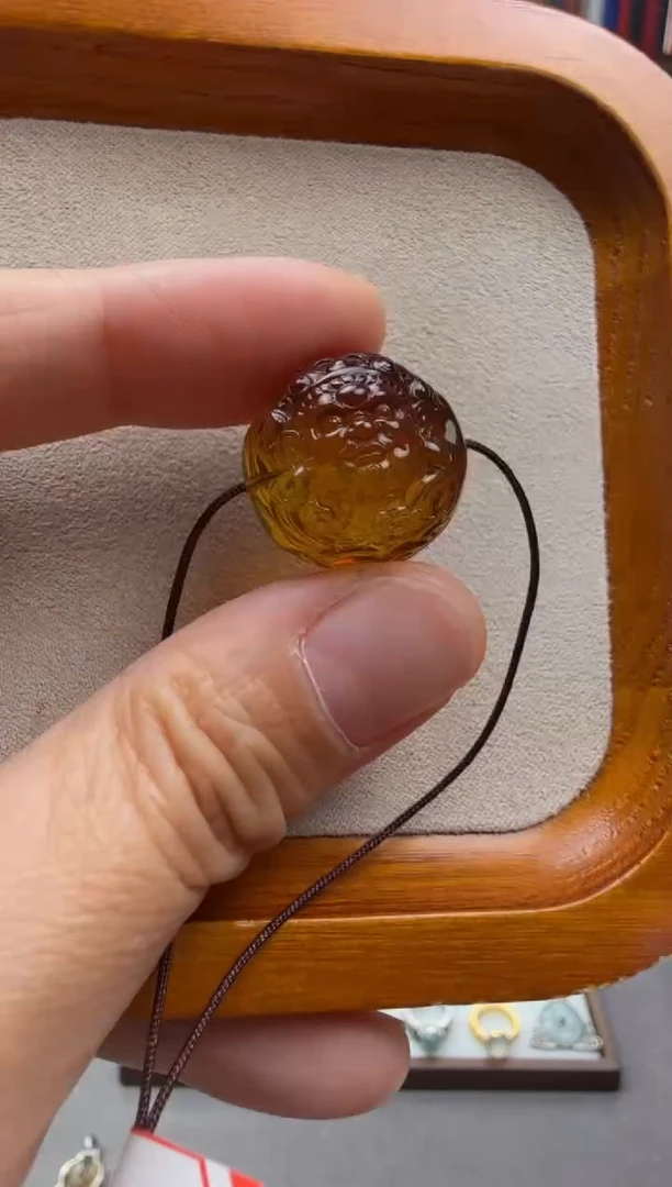 琥珀颈饰未镶嵌瑾*黄财神单珠1