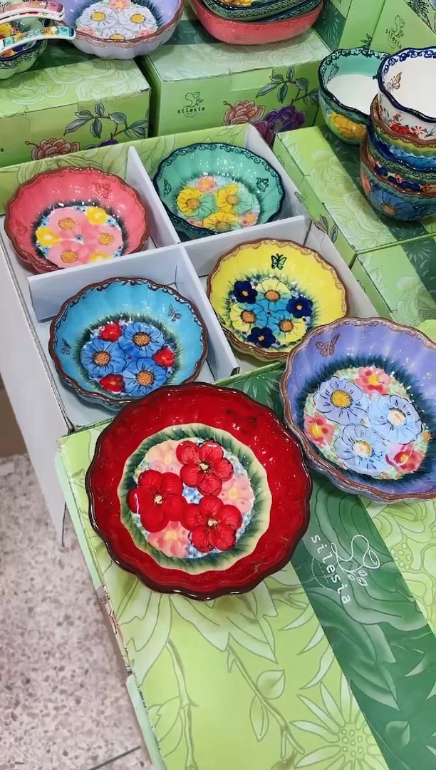 瓷5.5英寸花边深碟六个（红+紫色+蓝+黄+樱花+碧海）