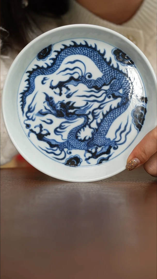 元青花行龙纹壶承
