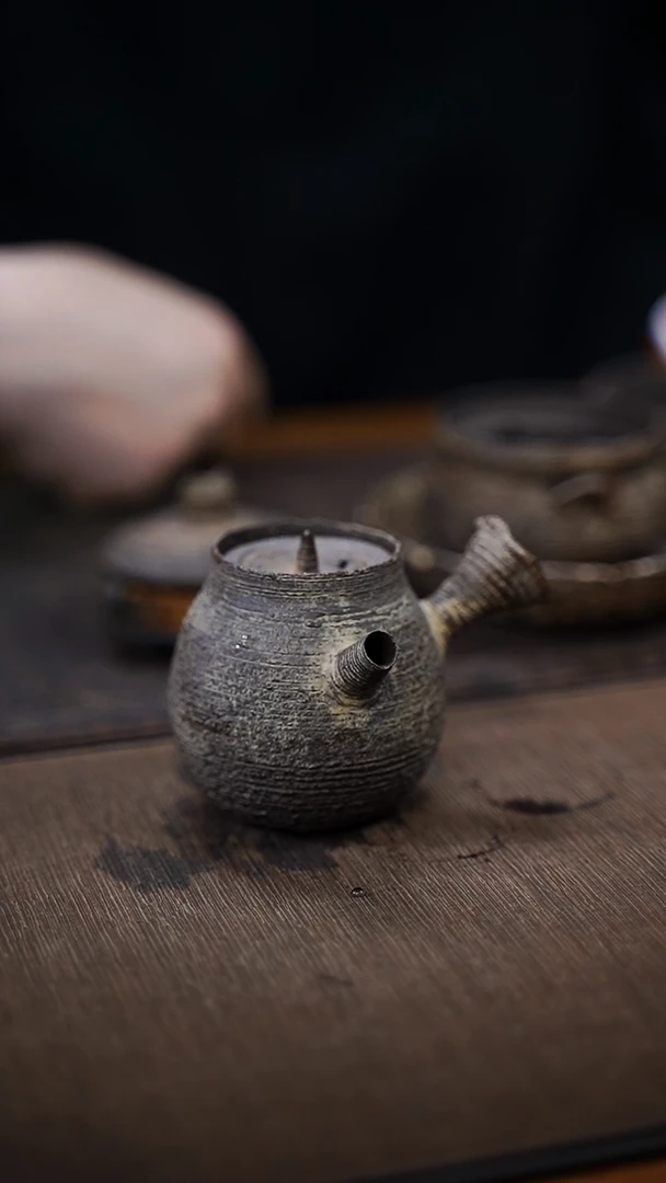 全手工制作  古南蛮侧把壶