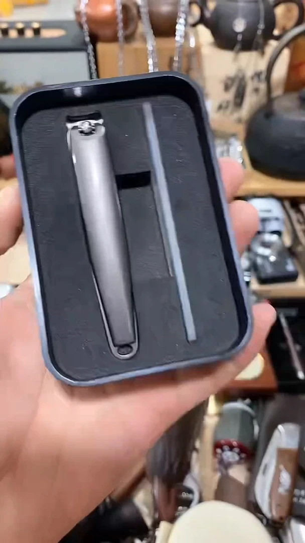 瓷片闪购商品  如图所示