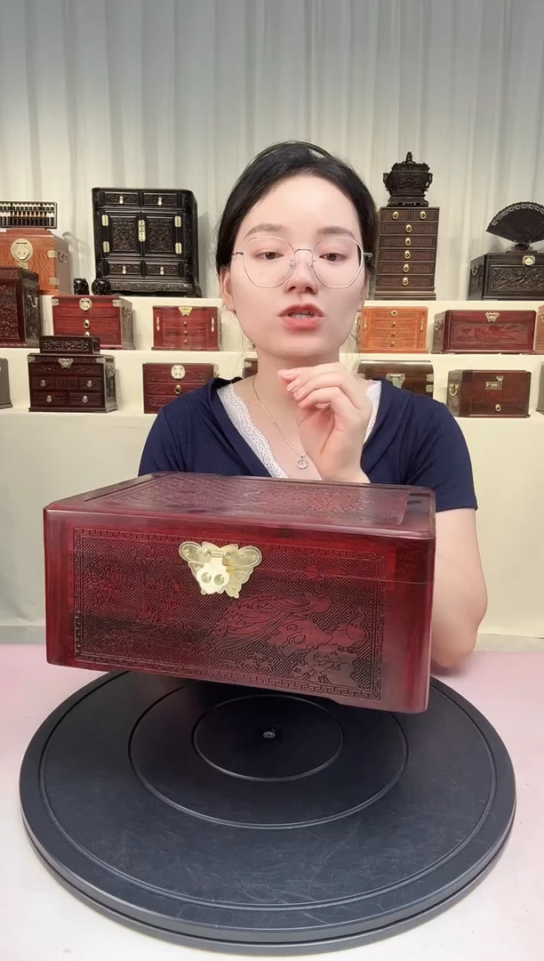 紫檀木类成套家具国色天香