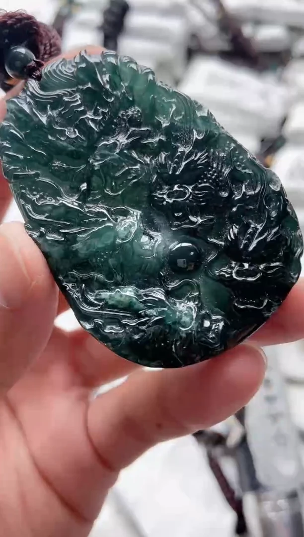翡翠未镶嵌颈饰8888888888