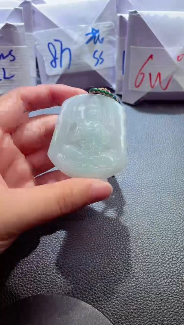 颈饰未镶嵌翡翠000001230