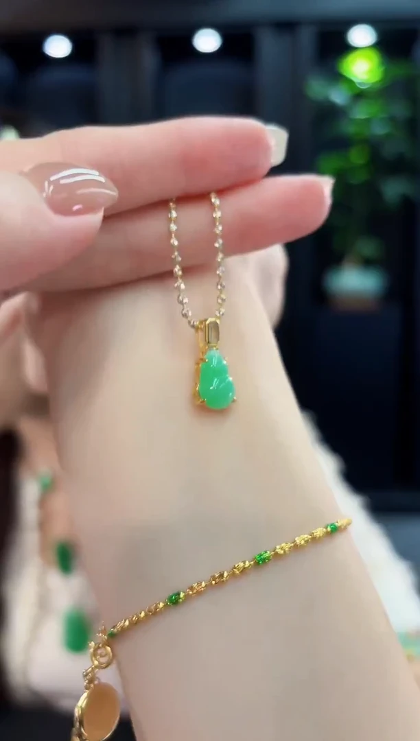 吊坠(不含链)未镶嵌翡翠缅料A货/多样性发货/一件