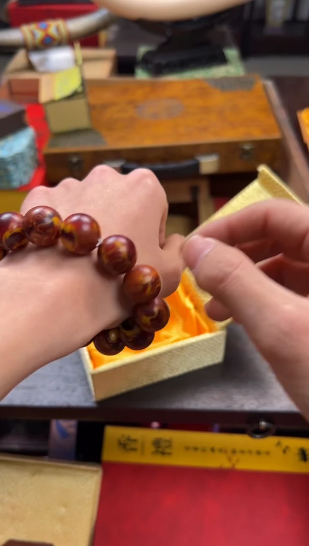 【闪购商品】木———————————龙涎香手串