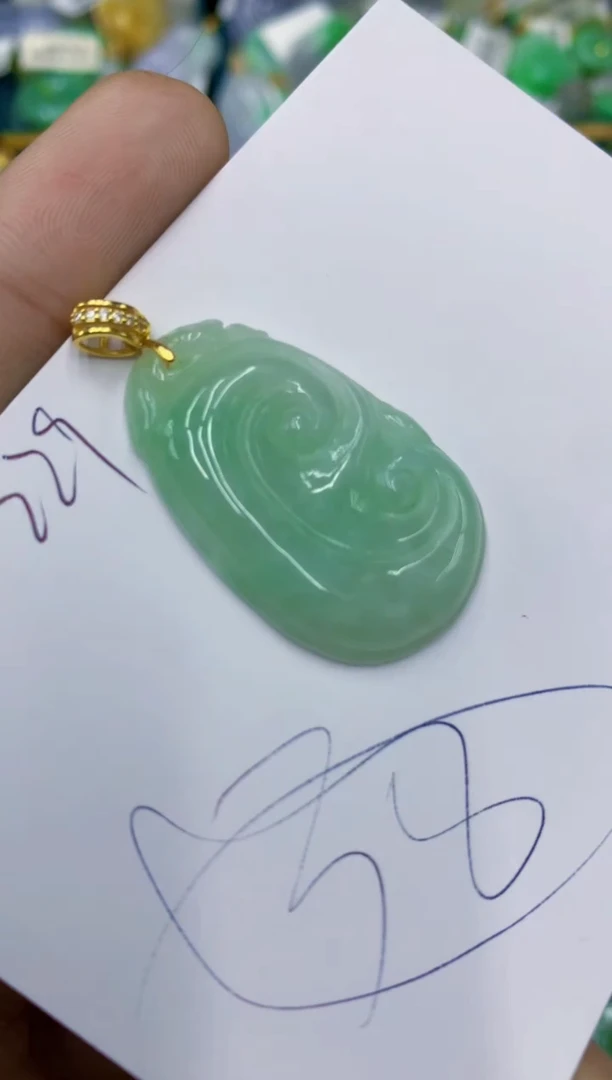 翡翠未镶嵌颈饰11111111