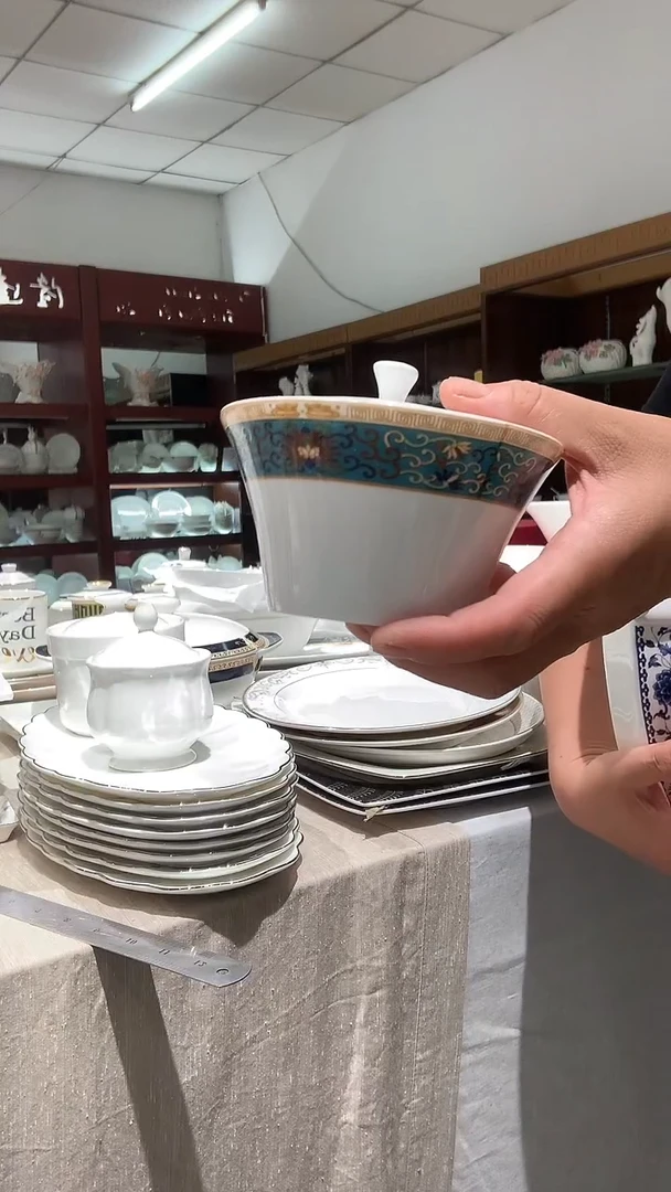 炖盅缠枝恋隆达骨质瓷