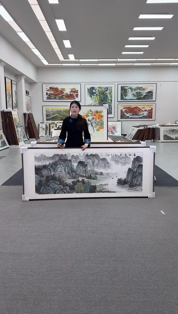 国画手绘 春山富水 219*88