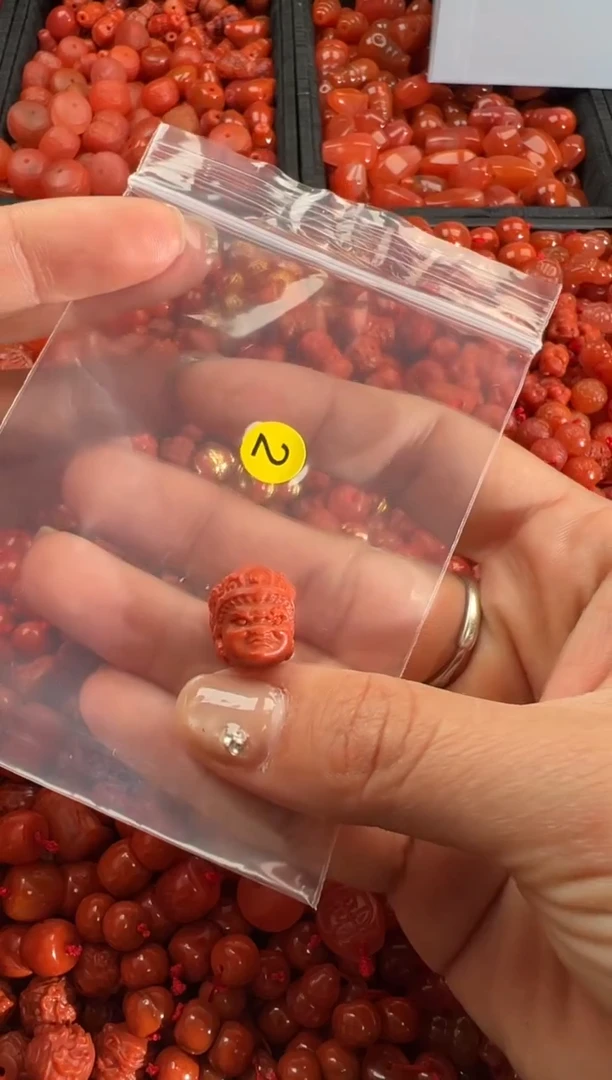 【闪购商品】南红玛瑙颈饰未镶嵌1