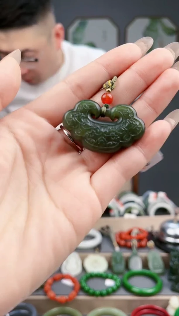 【闪购商品】和田玉颈饰未镶嵌AA多样性发货 拍一发一