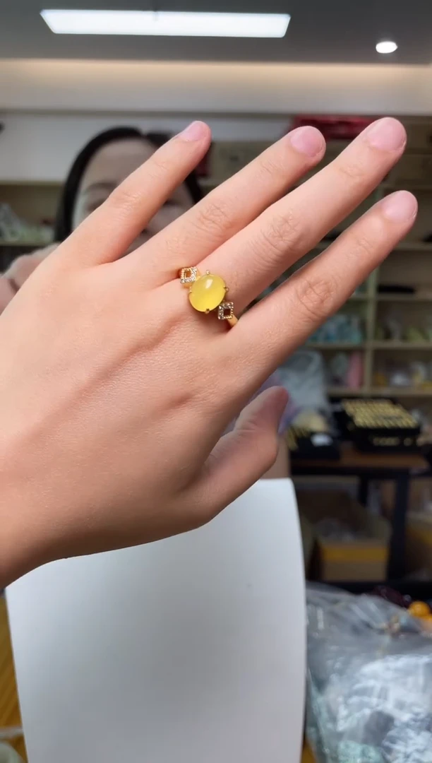 未镶嵌琥珀裸石（多样性单个发货）