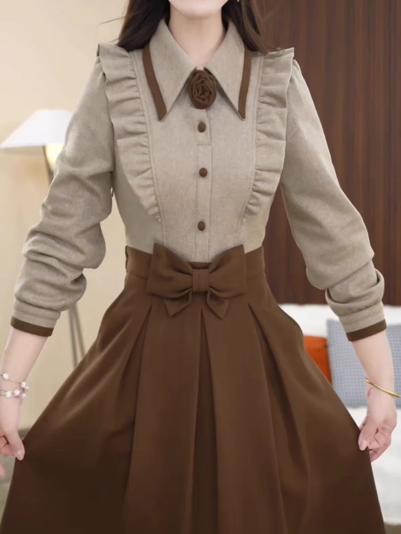 2025春季桃心领显瘦收腰拼接连衣裙优雅气质设计感长袖洋气时