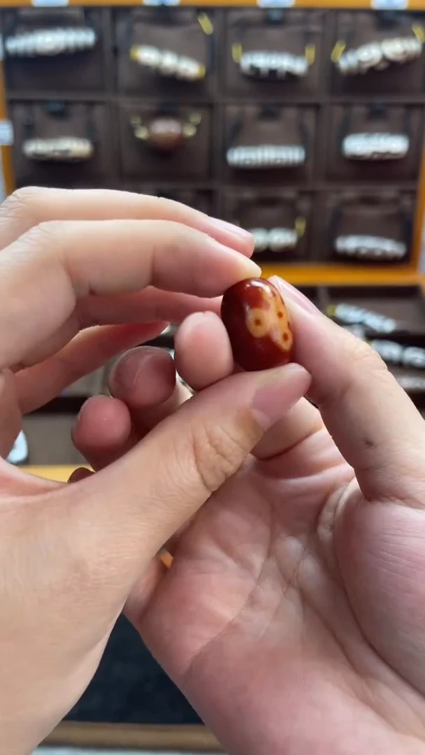 玛瑙/玉髓（覆膜）颈饰未镶嵌2（微瑕随机发货）