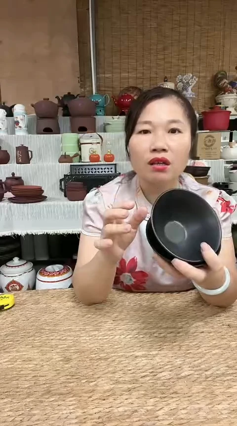 瑕疵黑色小斗笠碗四个