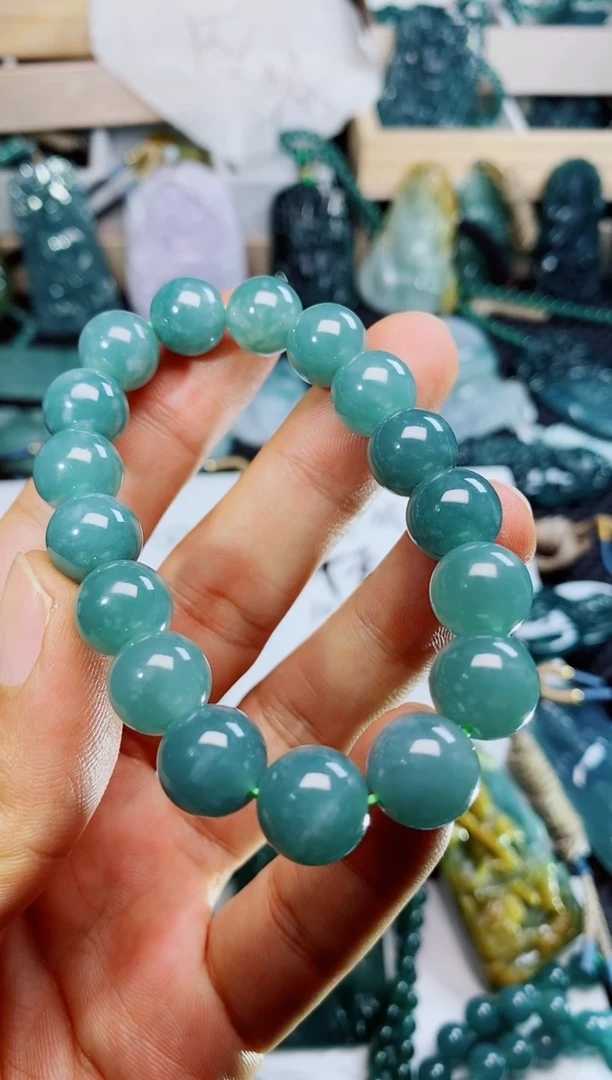 翡翠未镶嵌颈饰多样性发货（一单一件）