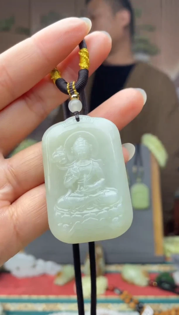 颈饰未镶嵌和田玉拍一发一