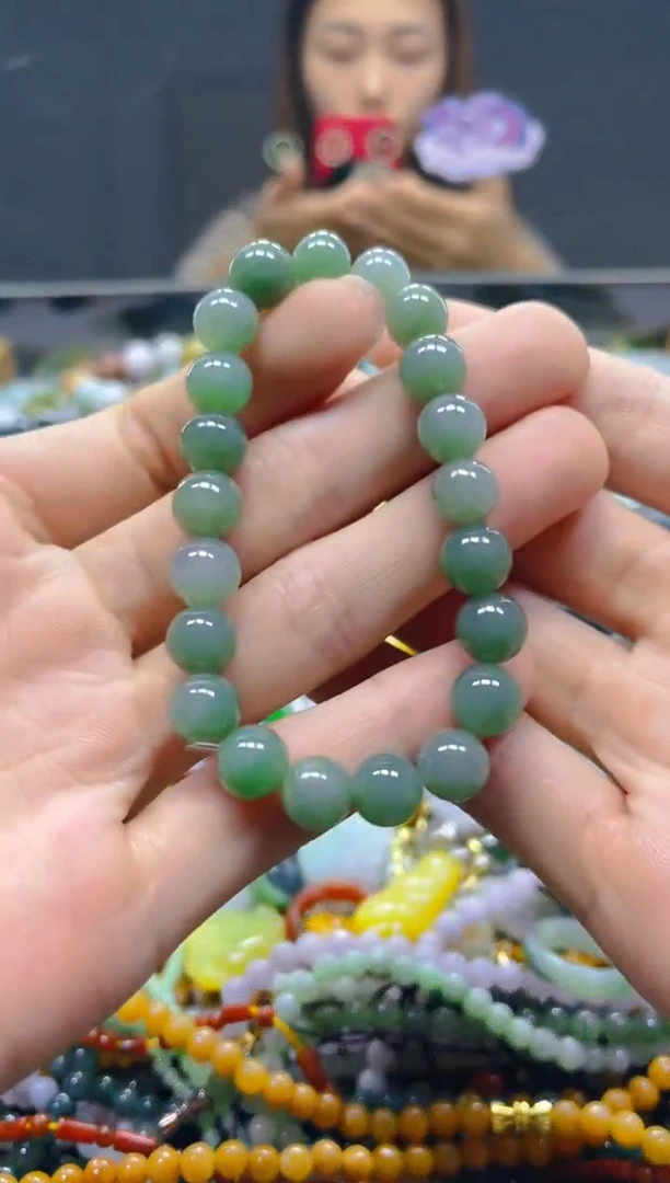 颈饰未镶嵌翡翠8MM