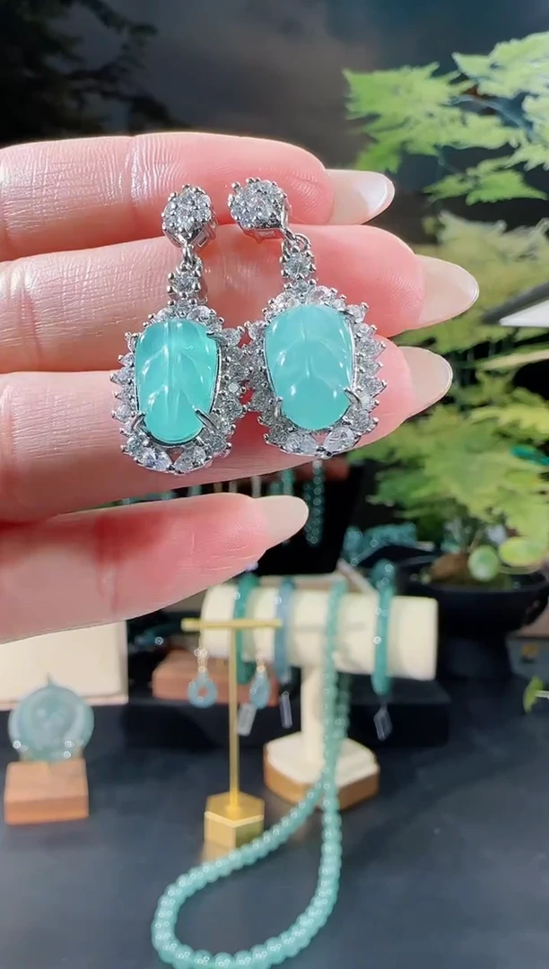 【闪购商品】翡翠耳饰合金叶子耳饰多样性发一对