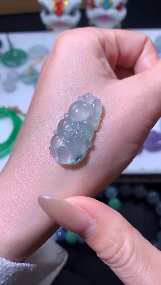 未镶嵌定制翡翠翡翠