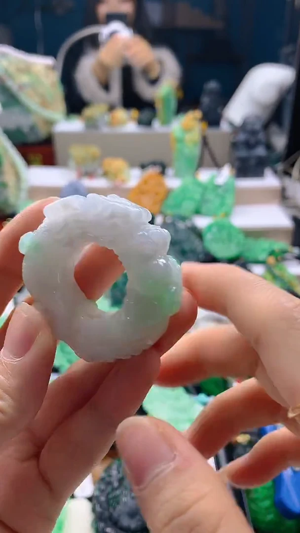 颈饰未镶嵌翡翠天然缅甸a货翡翠20