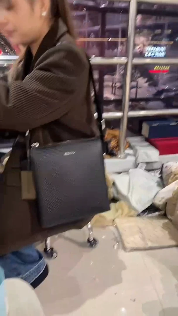 头层牛皮089品牌男包清货中（不要卡单，理性消费）