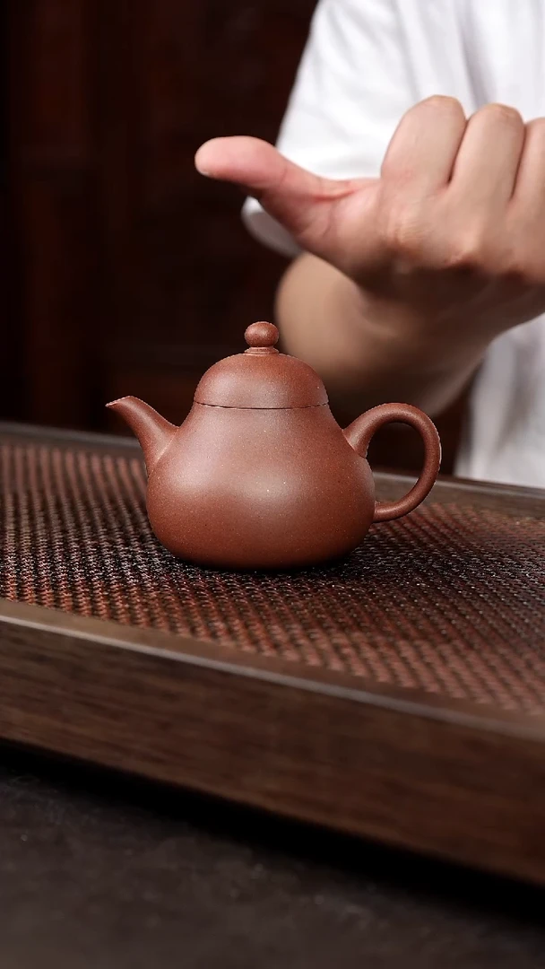 茶壶紫砂底槽清梨形【带矿标证书】