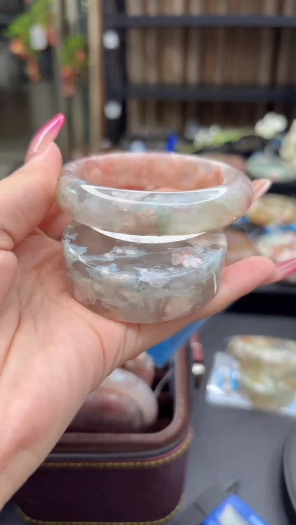 未镶嵌手镯石英质玉418(57圈赠送镯心)