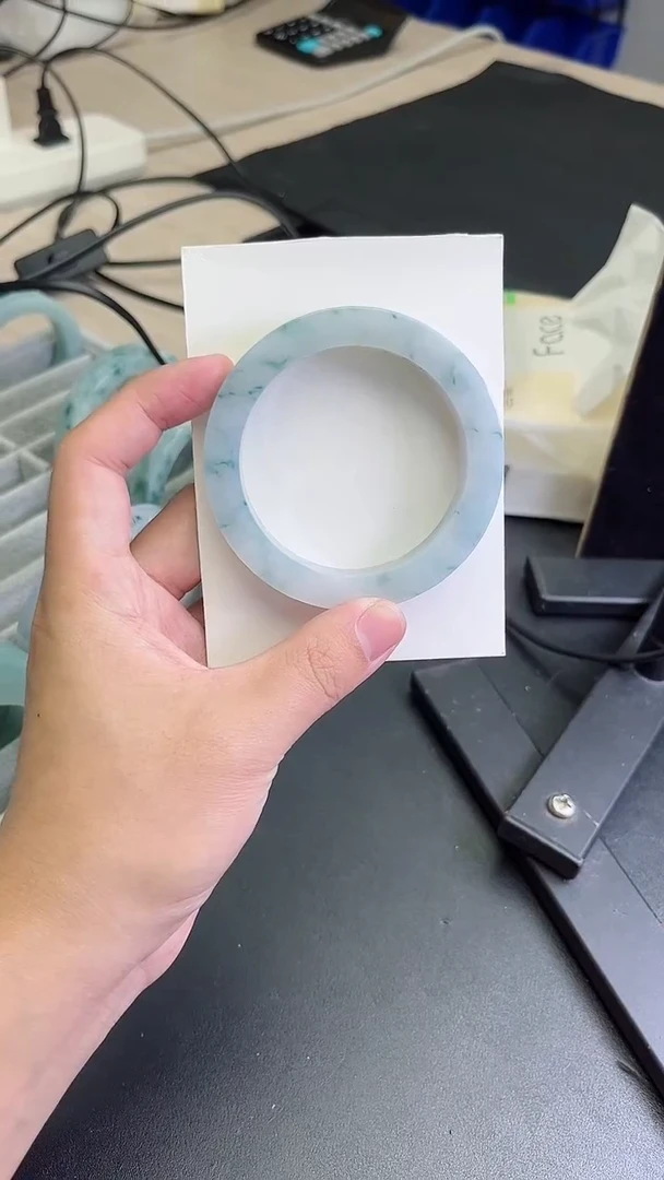 未镶嵌手镯定制翡翠安*定制