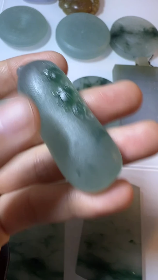 未镶嵌定制翡翠福瓜