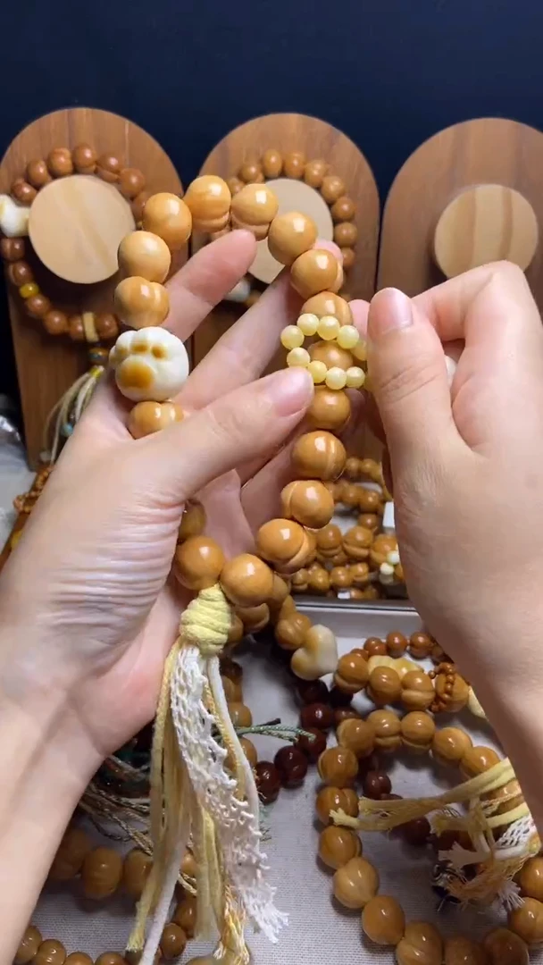手串猴头核桃杰*全品纯手工奶油泡芙猫爪黄跑环橄榄壳吊坠悟奶油