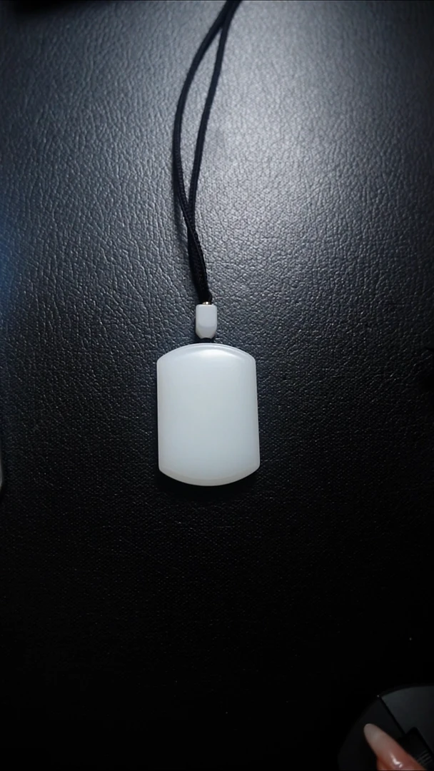 颈饰未镶嵌和田玉无事牌