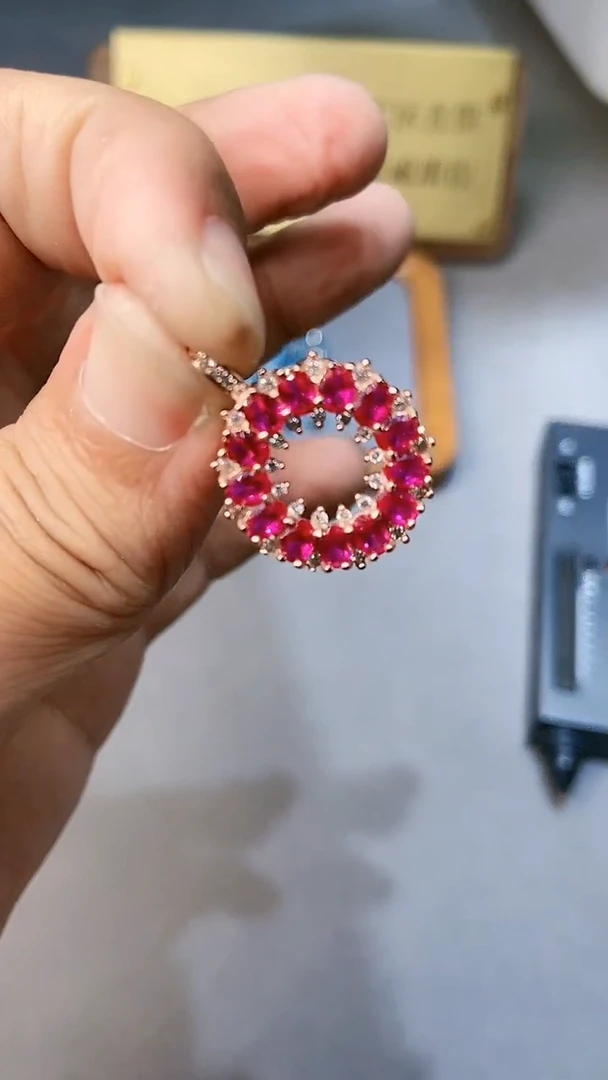 【闪购商品】红宝石颈饰银S925镶嵌1654