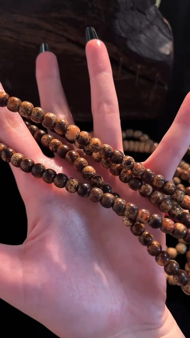 吊坠星月菩提精工级中珀绿皮桶珠长串（B）