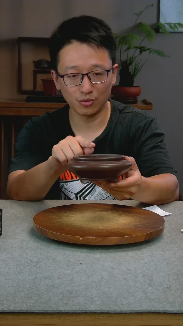 P32艾砂宜兴紫砂花盆