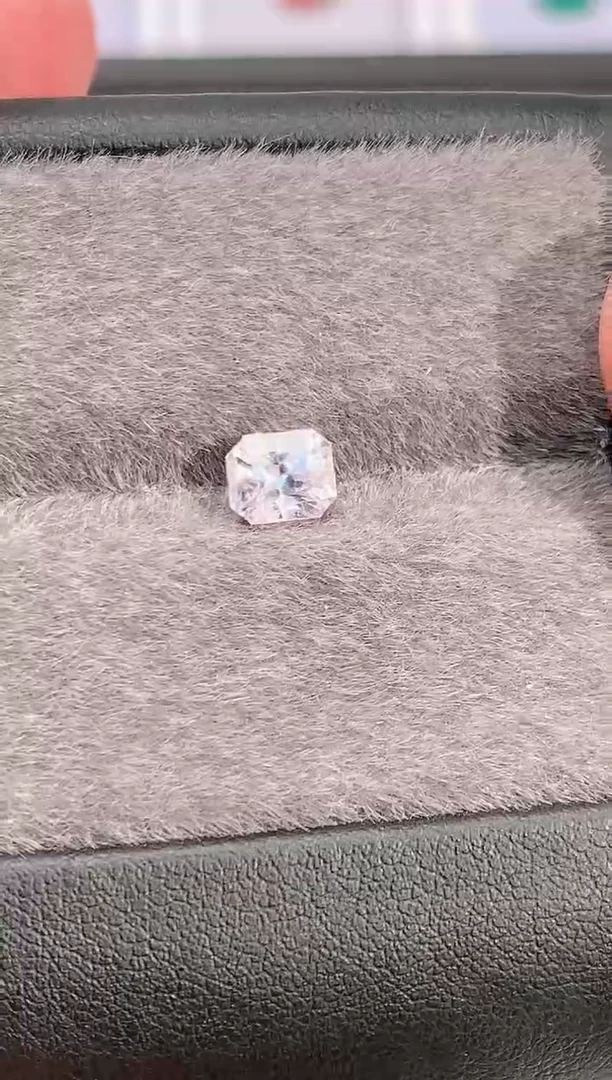 裸石蓝宝石1.32-499天然无烧蓝宝石