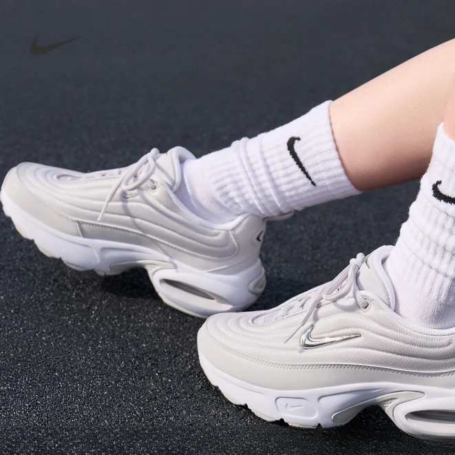 NIKE耐克女鞋跑步鞋子复古老爹Aax Portal运动鞋 IB8880-101