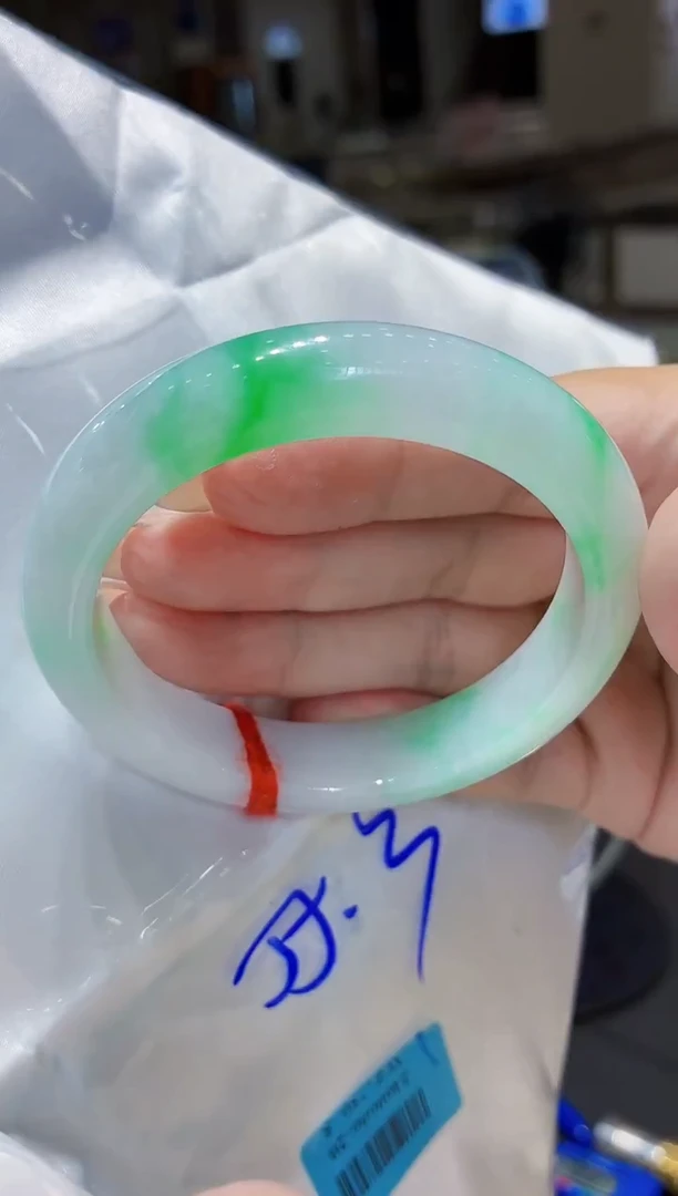 未镶嵌手镯翡翠翡翠手镯55.3